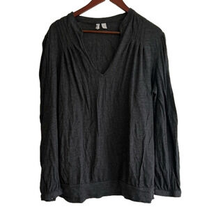 Old Navy Lightweight Stretchy Grey Long Sleeved Shirt, Lady Size XL Activewear